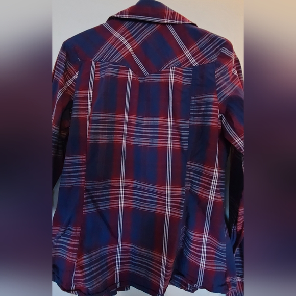 Checked shirt - Picture 9 of 13